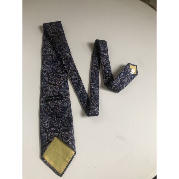 Woolf Brothers Robert Talbott Hand Sewn Tie Silk Paisley 56” 3.5” - Picture 4 of 4